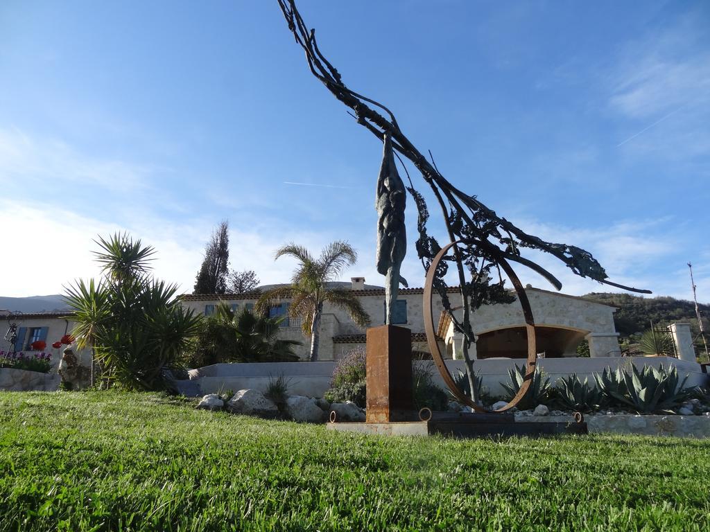 Les 4 Elements Bed & Breakfast Tourrettes-sur-Loup Exterior photo