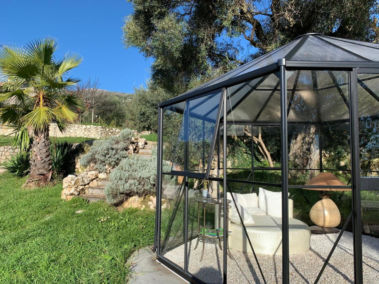 Les 4 Elements Bed & Breakfast Tourrettes-sur-Loup Exterior photo
